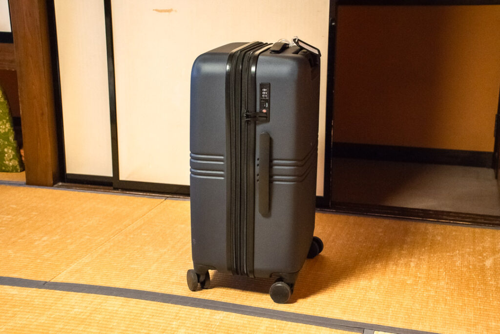 Nere Suitcase Review