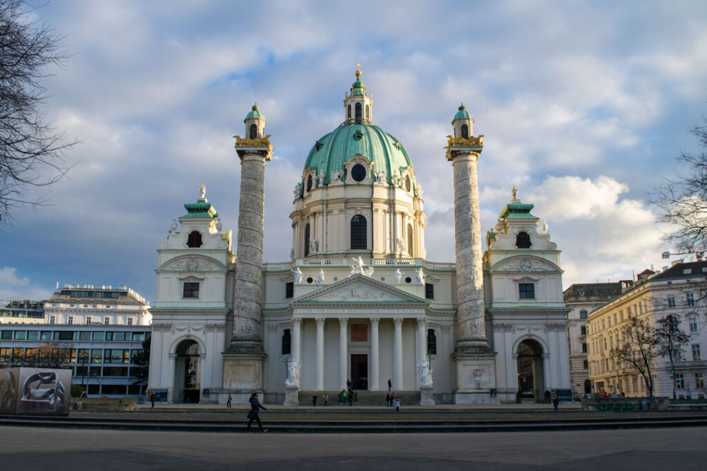 Karlsplatz, Where to Stay in Vienna