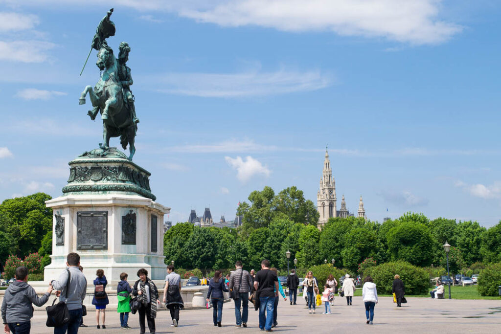 Heldenplatz, Where to Stay in Vienna