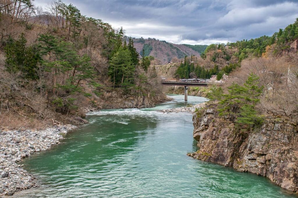 Shō River in Gifu