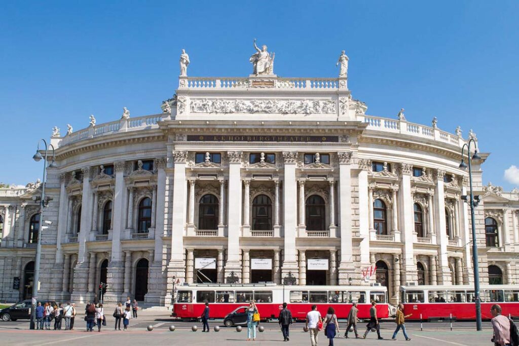 Burgtheater, Where to Stay in Vienna