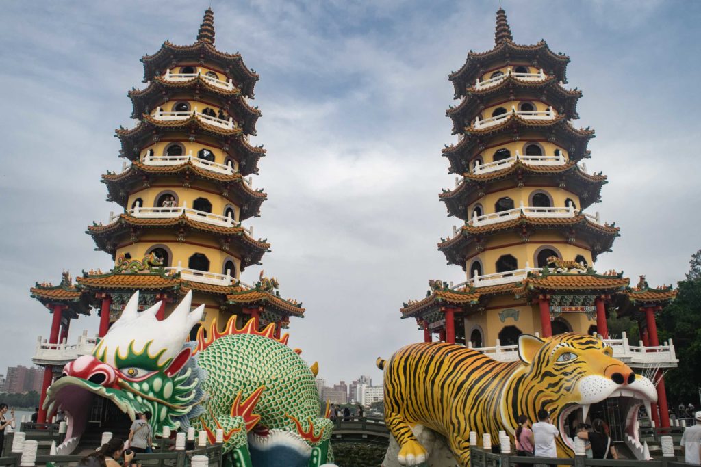 Dragon and Tiger Temples, Kaohsiung Sightseeing, Taiwan