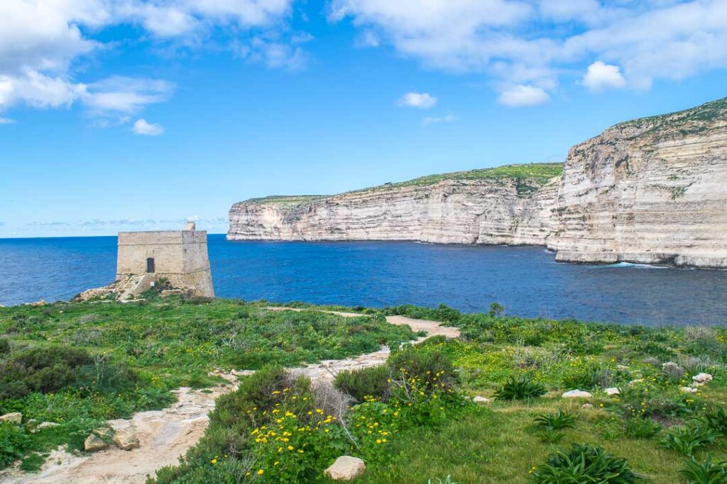 Xlendi Tower, Hikes of Gozo