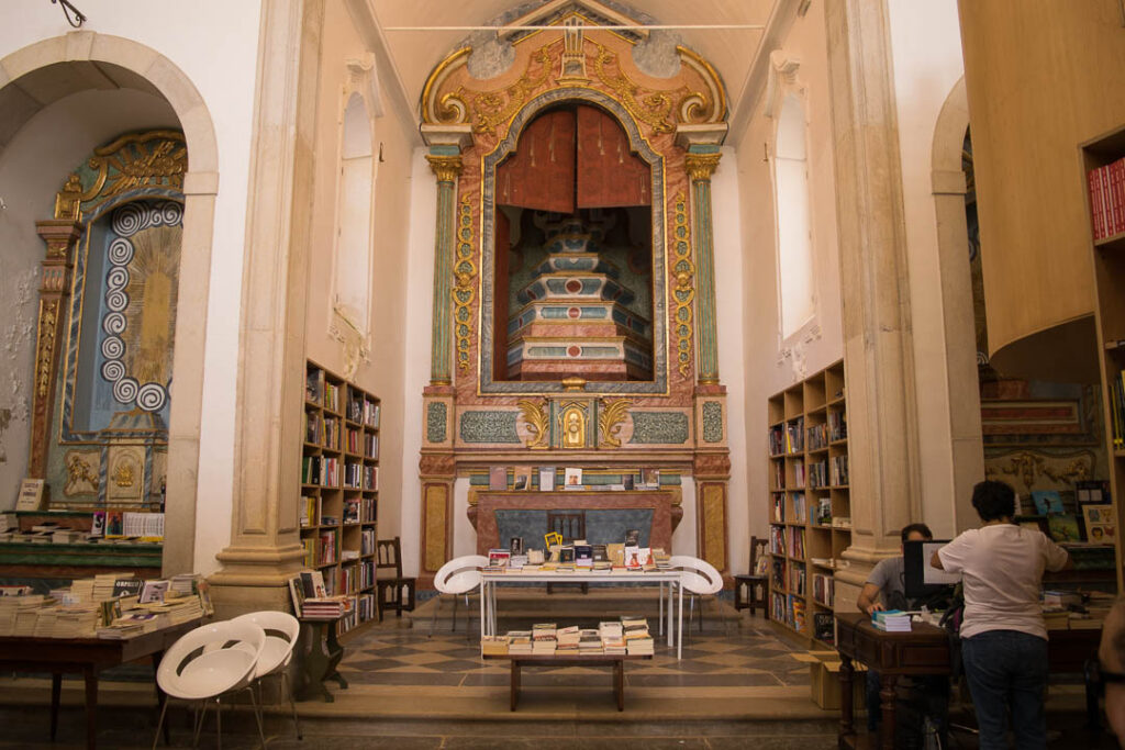 St James Bookstore, Obidos